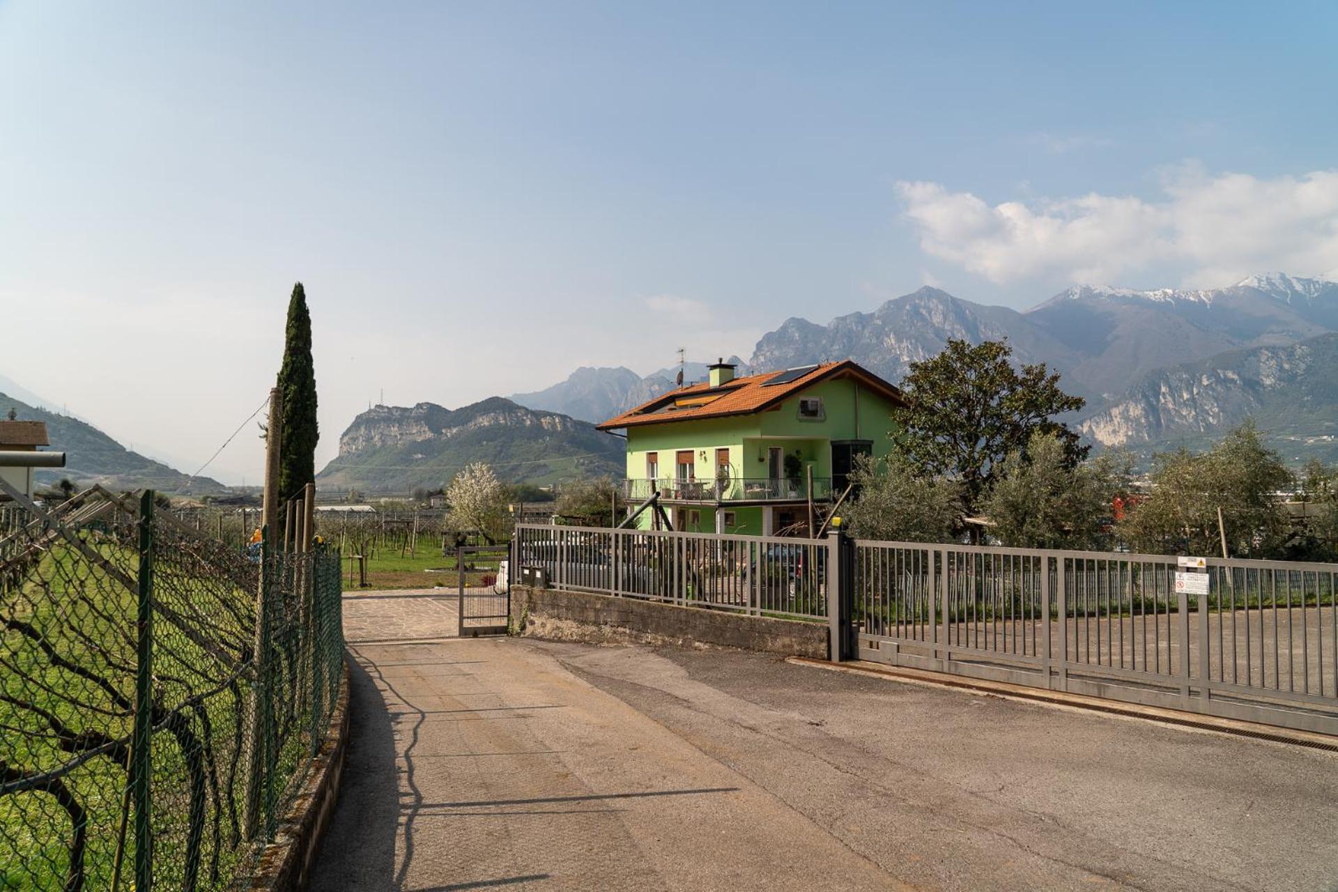 La Casa Nel Verde Арко Екстериор снимка