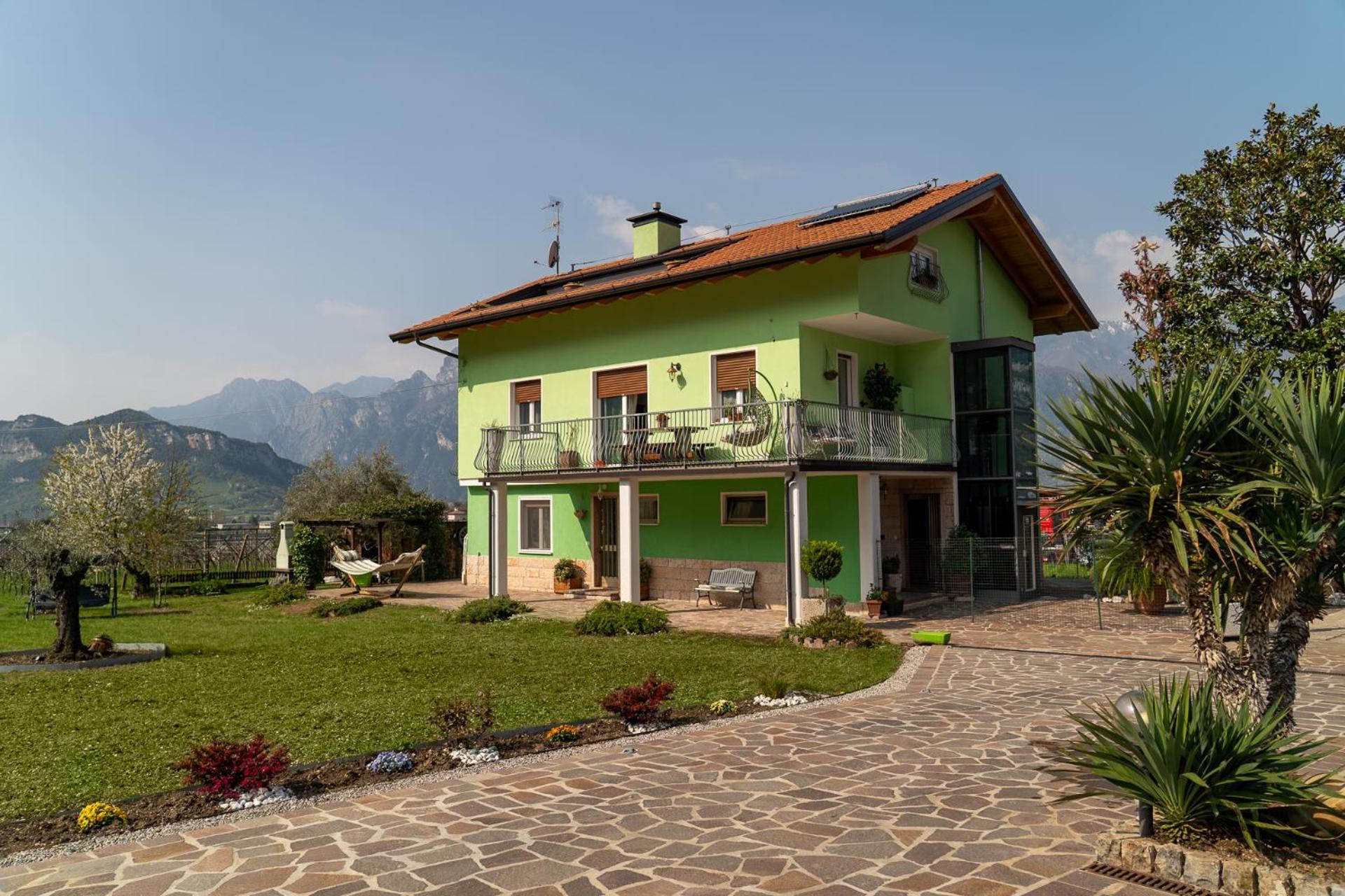 La Casa Nel Verde Арко Екстериор снимка